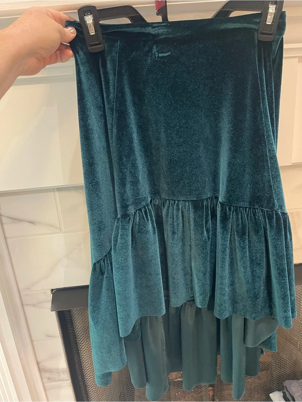 Joyfolie Emerald Green Velvet Tiered Midi Skirt